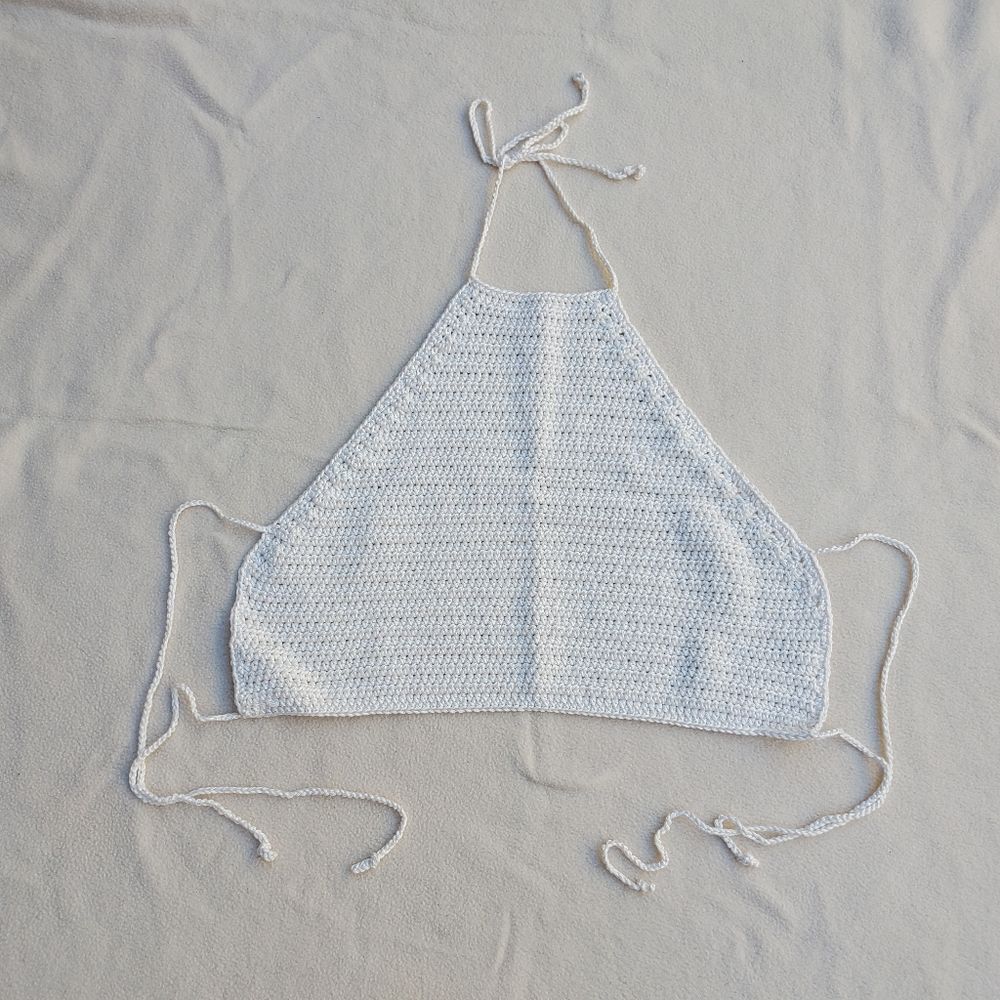Hand Crafted Off-white Crochet Cropped Halter Top Size L - Picture 4 of 10